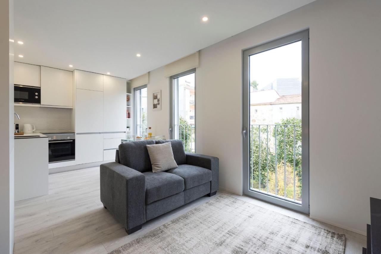 Lovelystay - Modern Loft With Gym & Free Parking Minutes Away From Cbd Porto Eksteriør bilde